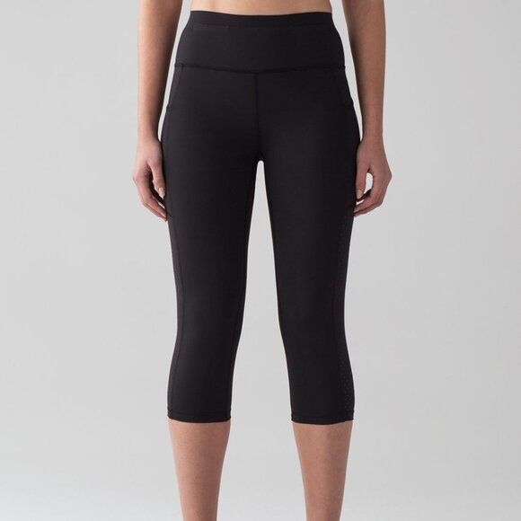 Lululemon | Mind Over Miles Crop Legging in Black 17" - Picture 3 of 14